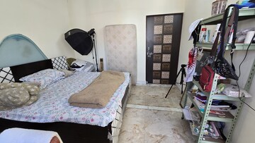 Master Bedroom in 1 RK Independent House at RWA Apartments Sector 27, Sector 27 – for Rent