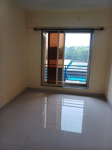 Room in 1 BHK Apartment at Bhayandarpada – for Rent