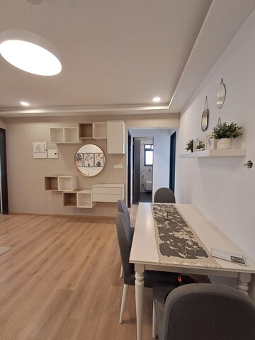 Team Area in 2 BHK Apartment at Dev Leo Tower, Oshiwara – for Sale