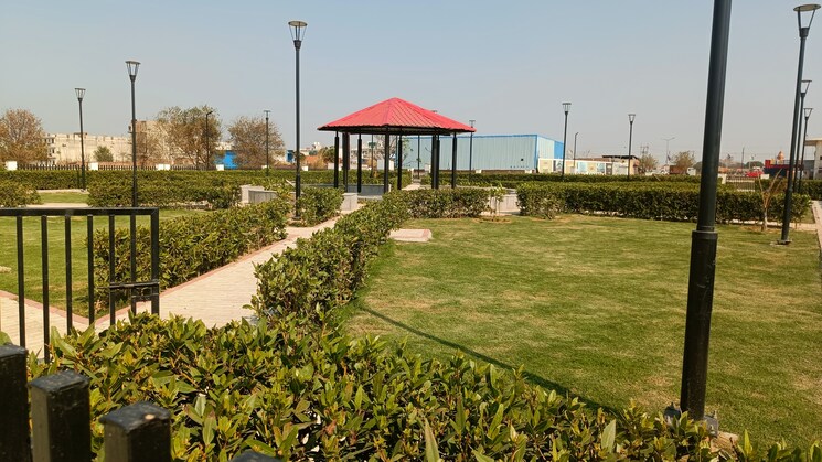 Garden, prominent-swastik-greens  162 Sq.Yd. Plot In Manesar Sector 9 Gurgaon 8834527