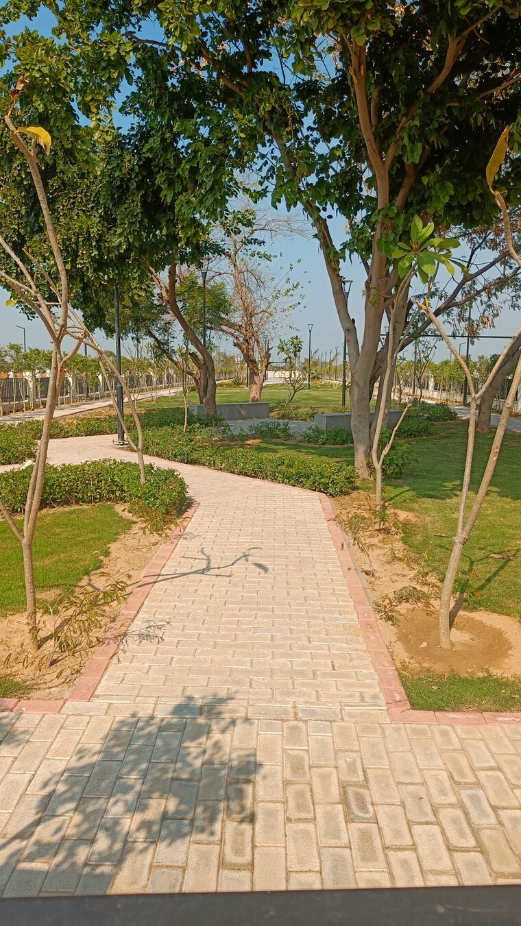 Garden, prominent-swastik-greens  162 Sq.Yd. Plot In Manesar Sector 9 Gurgaon 8834527