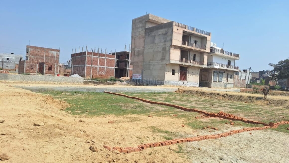 Plot For Sale in Sector 151