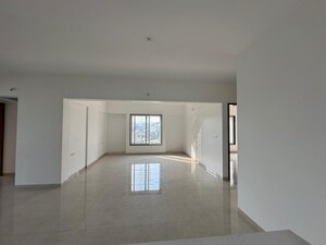 Room in 3 BHK Apartment at Shalini Sky, Shivajinagar – for Sale