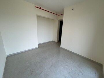 Room in 2 BHK Apartment at Mahavir Kalpavruksha, Ghodbunder Road – for Rent