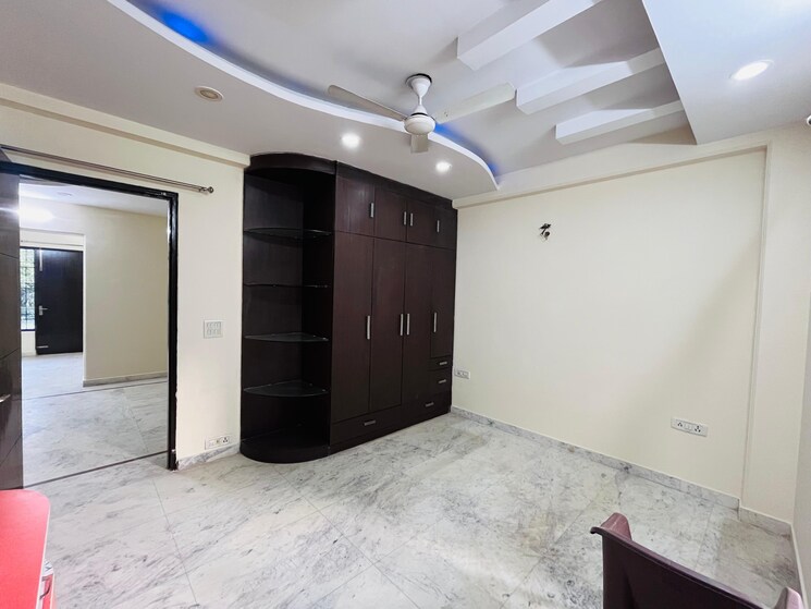 Room, housing-board-colony-sector-51 3 Bedroom 2200 Sq.Ft. Builder Floor In Sector 51 Gurgaon 8834598