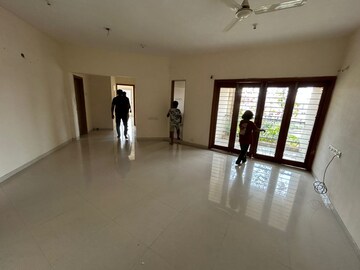 Room in 3 BHK Apartment at Pataskar Eclat, Ghodbunder Road – for Rent
