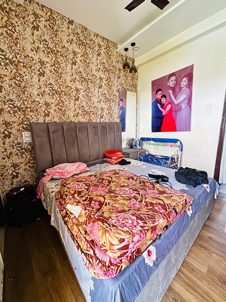 Bedroom, lake-view-complex 3 Bedroom 1100 Sq.Ft. Builder Floor In Dhakoli Zirakpur 8834607