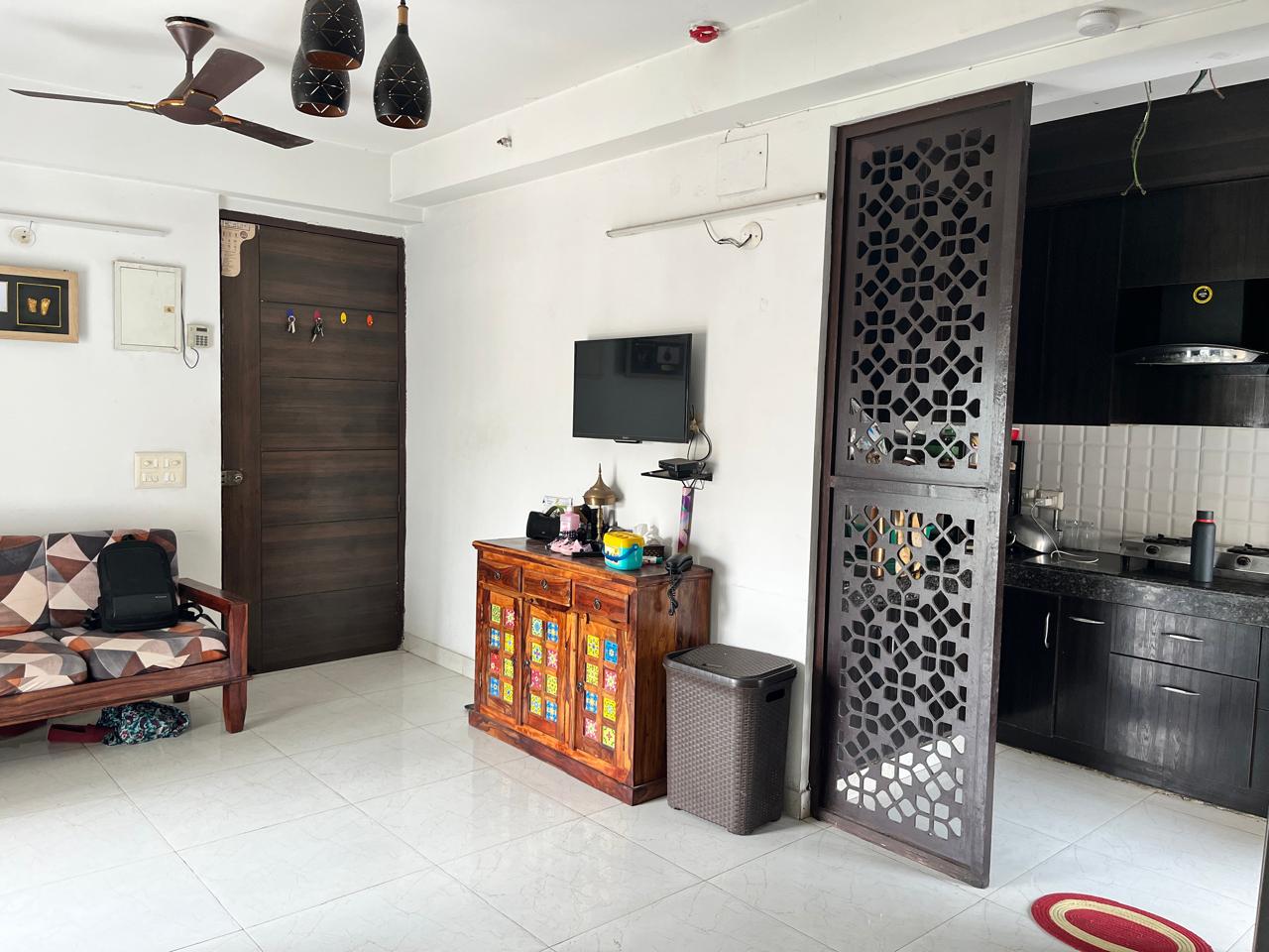 2 BHK + Pooja Room 1095 Sq.Ft. Apartment in Wall Rock Aishwaryam