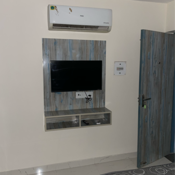Furnished Amenities in 1 RK Apartment at Emaar Emerald Floors Premier, Sector 65 – for Rent