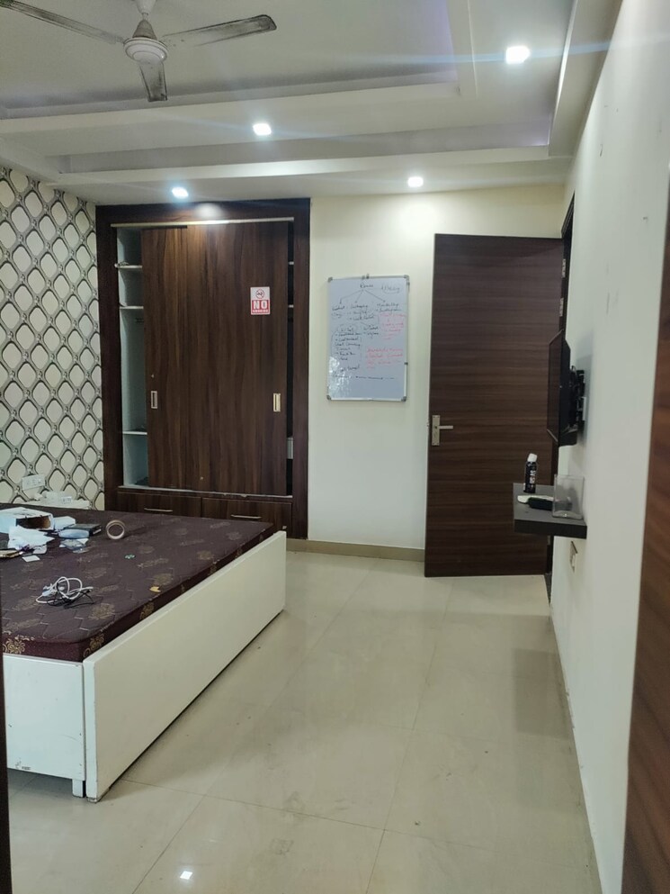 Kitchen, ss-mayfield-gardens 3 Bedroom 1865 Sq.Ft. Builder Floor In Sector 51 Gurgaon 8834679