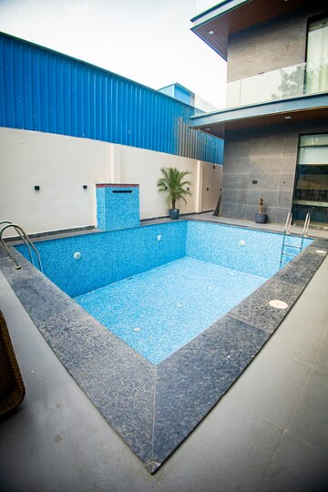 Swimming Pool in 4 BHK Villa at Ghitorni – for Sale