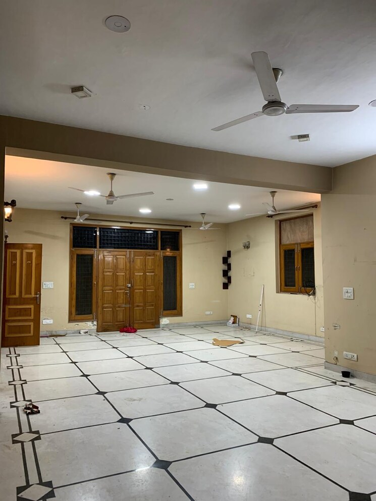 undefined, rwa-apartments-sector-47 3 Bedroom 450 Sq.Mt. Builder Floor In Sector 47 Noida 8834733