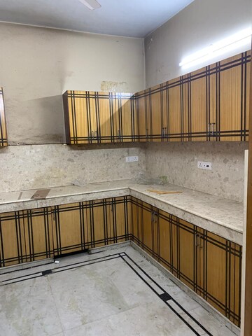 Balcony in 3 BHK Builder Floor at RWA Apartments Sector 47, Sector 47 – for Rent