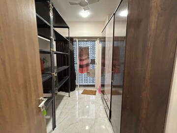 4 BHK Apartment For Rent in Sheth Vasant Lawns, Laxmi Nagar