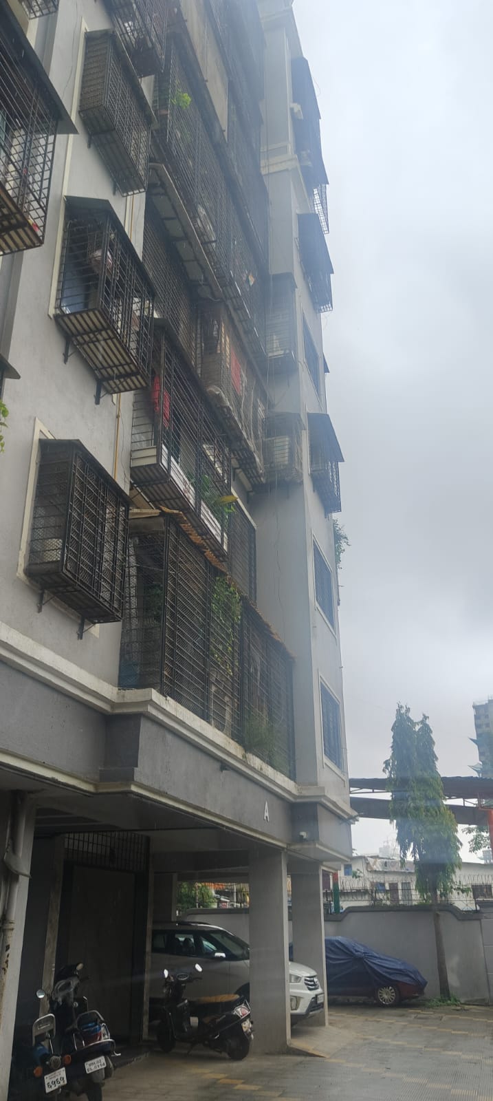 2 BHK 1100 Sq.Ft. Apartment in Bhanushanti Complex