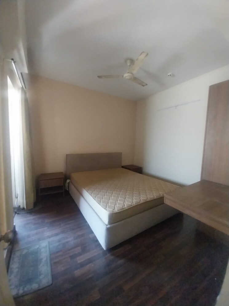 Bedroom, paras-tierea Studio 495 Sq.Ft. Apartment In Sector 137 Noida 8834855