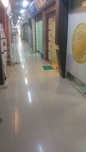 Building Lobby in  Office Space at Om Heera Panna Mall, Andheri West – for Rent