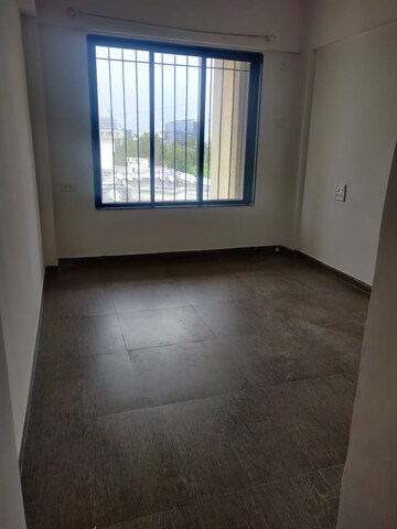 Room in 3 BHK Apartment at Puraniks Abitante Fiore, Bavdhan – for Rent