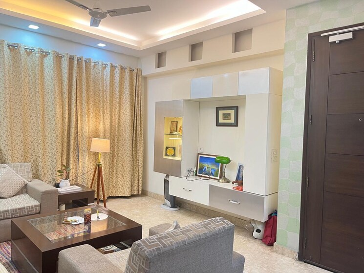 Living Room, hauz khas 3 Bedroom 1800 Sq.Ft. Builder Floor In Hauz Khas Delhi 8834780