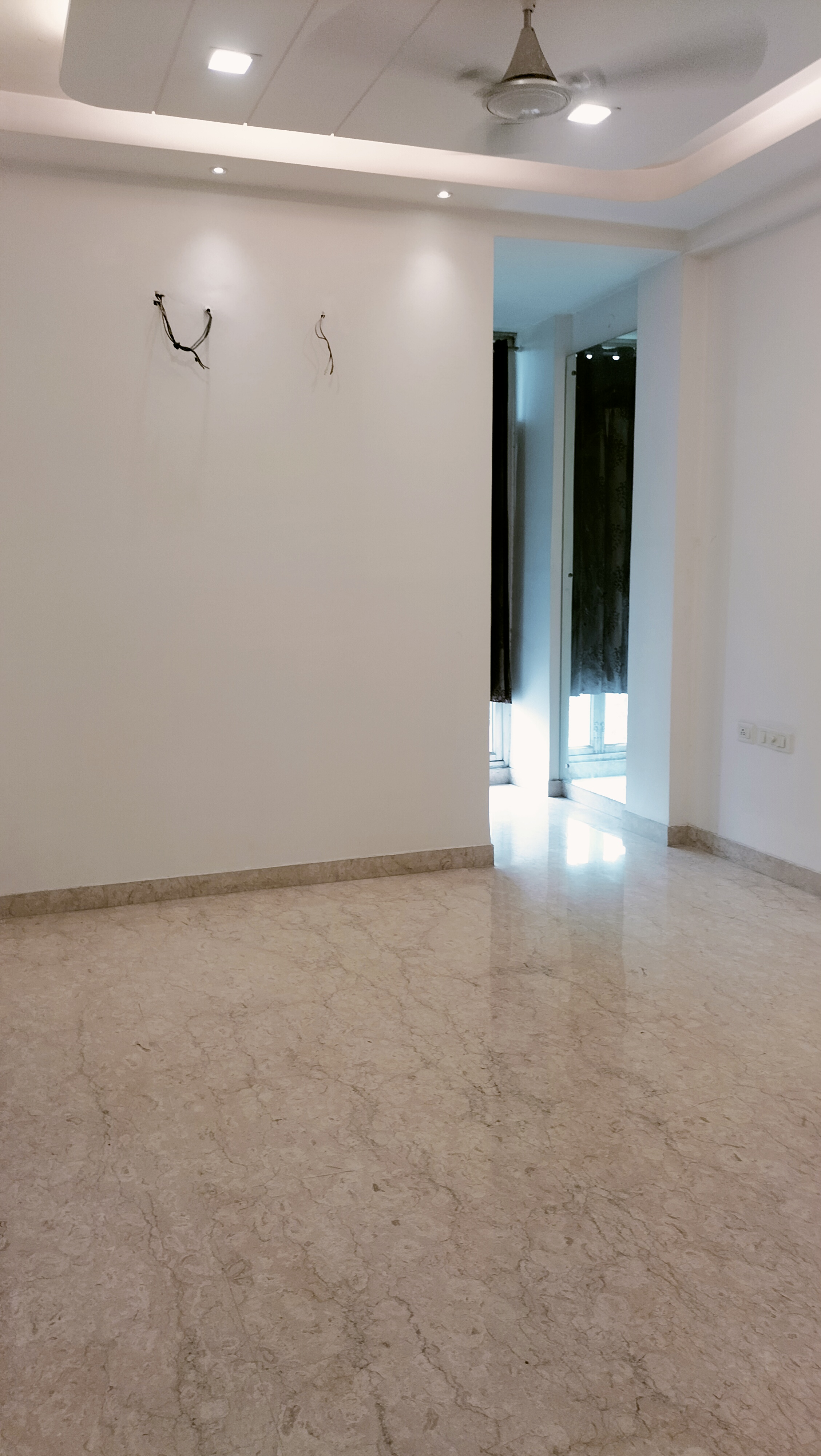 3 BHK + Pooja Room,Servant Room Builder Floor For Sale in Pitampura