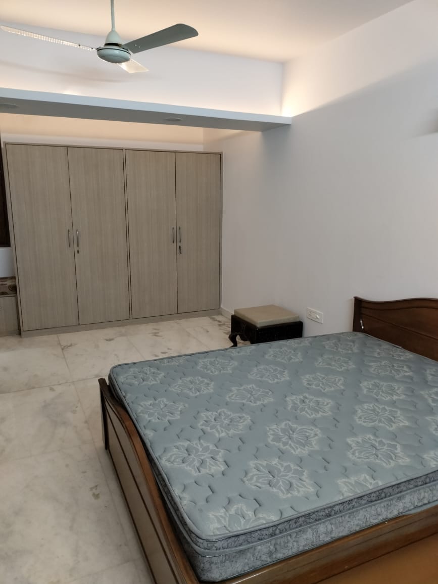 1.5 BHK Independent House For Rent in RWA Apartments Sector 51