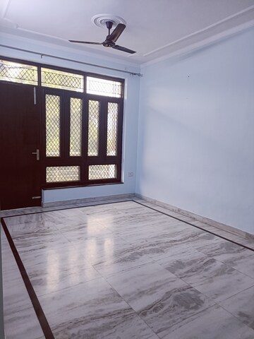 Room in 2 BHK Builder Floor at Ashoka Enclave – for Rent