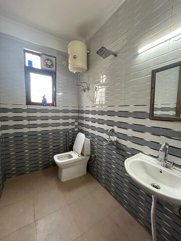 Bathroom in 2 BHK Builder Floor at Saket – for Rent