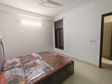 Bedroom in 2 BHK Builder Floor at Saket – for Rent