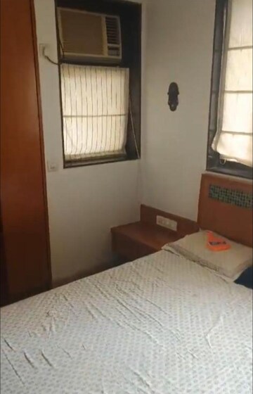 Room in 2 BHK Apartment at One Hiranandani Park, Ghodbunder Road – for Rent