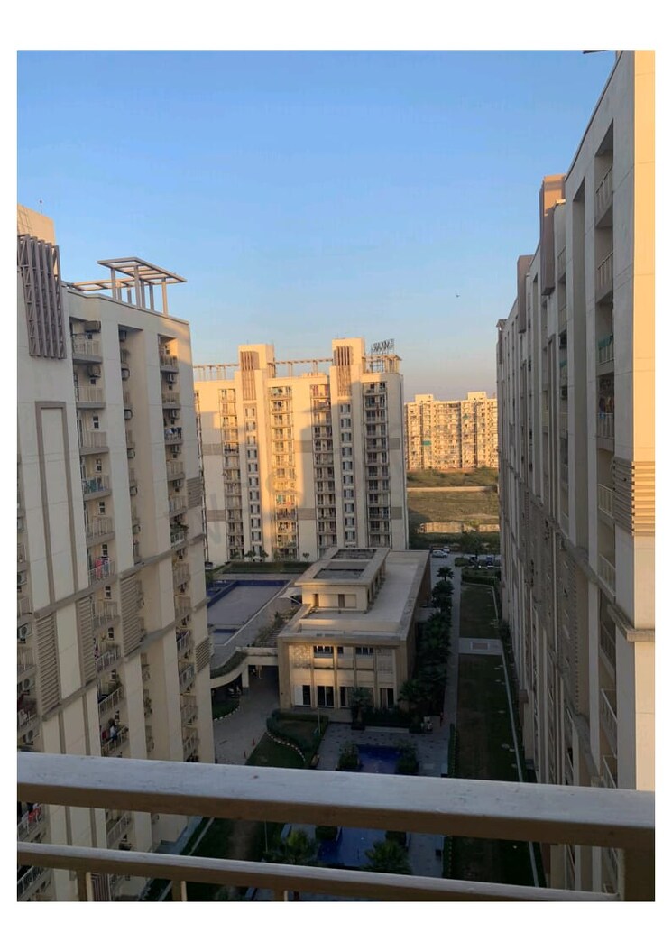 Exterior View, emaar-gurgaon-greens 3 Bedroom 1650 Sq.Ft. Apartment In Sector 102 Gurgaon 8835001