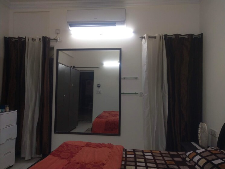 Bedroom, subhash nagar 2 Bedroom 110 Sq.Yd. Builder Floor In Subhash Nagar Delhi 8834991