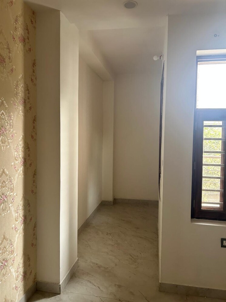 undefined, green fields colony 3 Bedroom 1800 Sq.Ft. Builder Floor In Green Fields Colony Faridabad 8835031