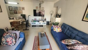 Master Bedroom in 2.5 BHK Apartment at Nahar Amrit Shakti Frangipani, Chandivali – for Sale
