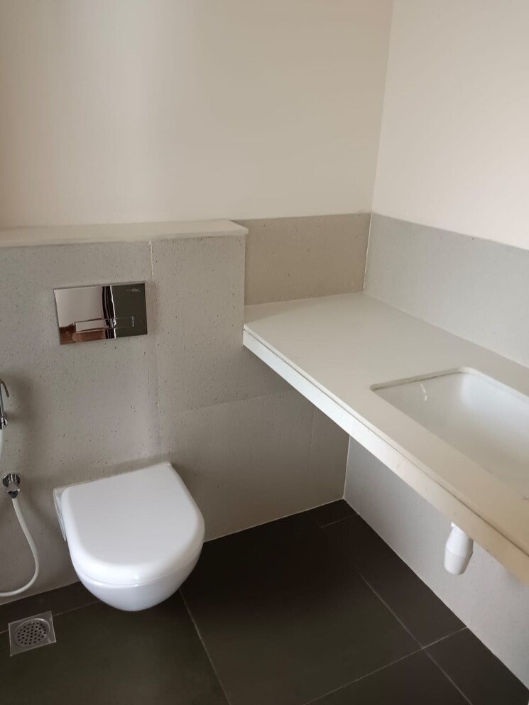 Bathroom, piramal-vaikunth 2 Bedroom 706 Sq.Ft. Apartment In Balkum Pada Thane 8835026