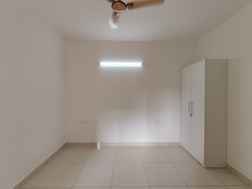 Room in 3 BHK Apartment at Prestige Finsbury Park Regent, Bagaluru – for Rent