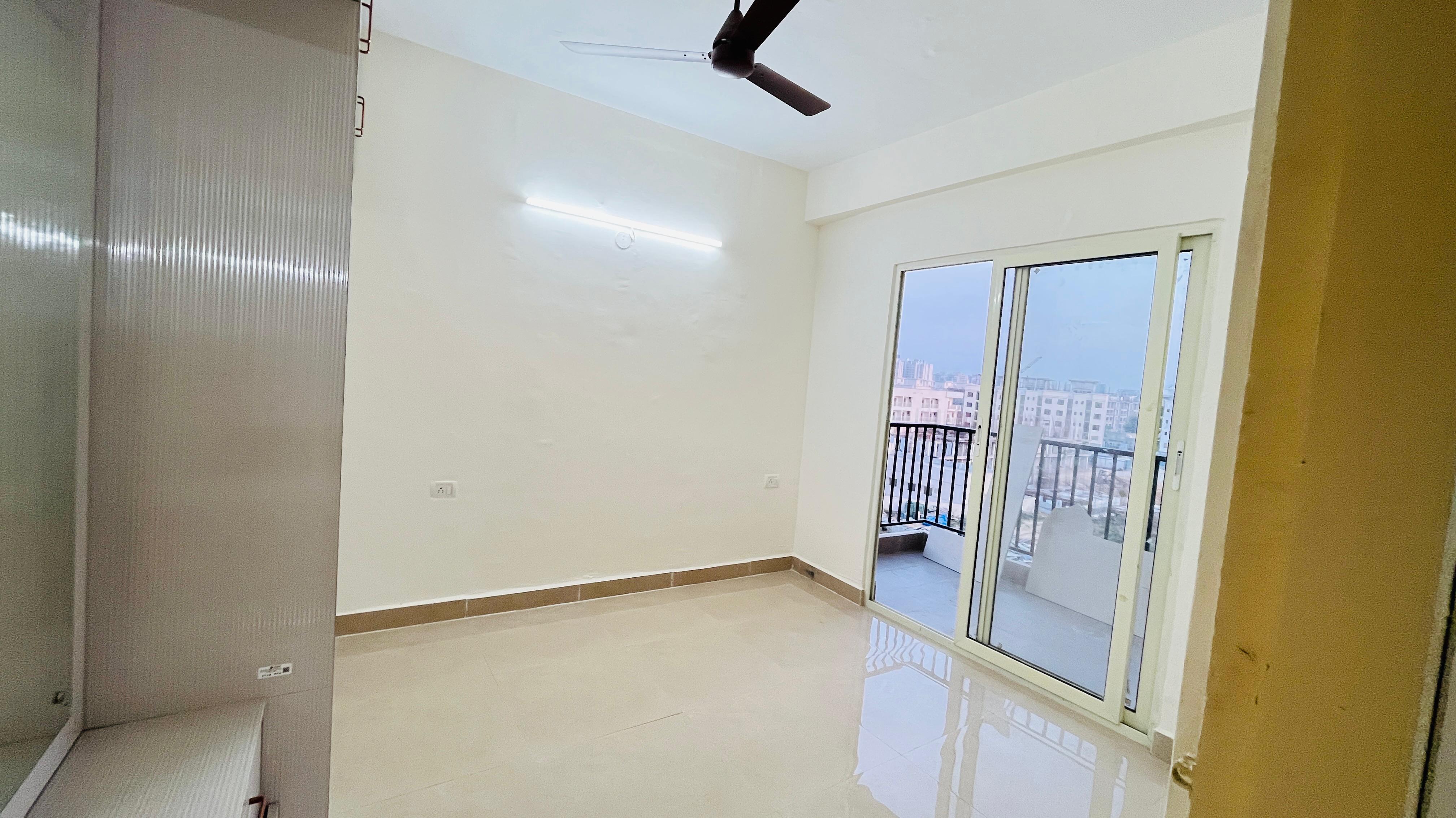 2.5 BHK Apartment For Rent in GLS South Avenue