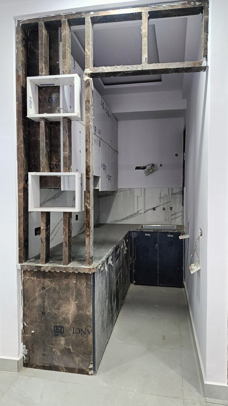 Kitchen, sector 73 3 Bedroom 1300 Sq.Ft. Builder Floor In Sector 73 Noida 8835051