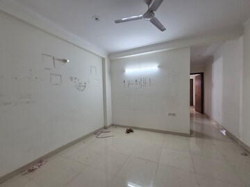 Room in 2 BHK Builder Floor at Palm Residency Chhatarpur, Chattarpur – for Rent