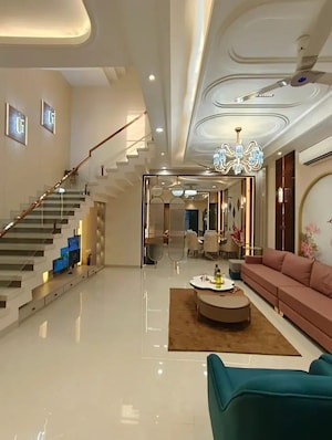 Master Bedroom in 3 BHK Builder Floor at Sector 29 – for Sale