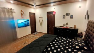 Bedroom in 6+ BHK Independent House at Patiala Road – for Sale