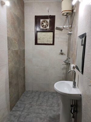 Bathroom in 6+ BHK Independent House at Patiala Road – for Sale
