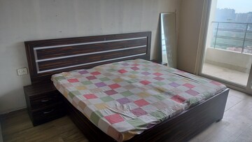 Bedroom in 1 BHK Apartment at Paramount Golfforeste, Zeta I Greater Noida – for Rent