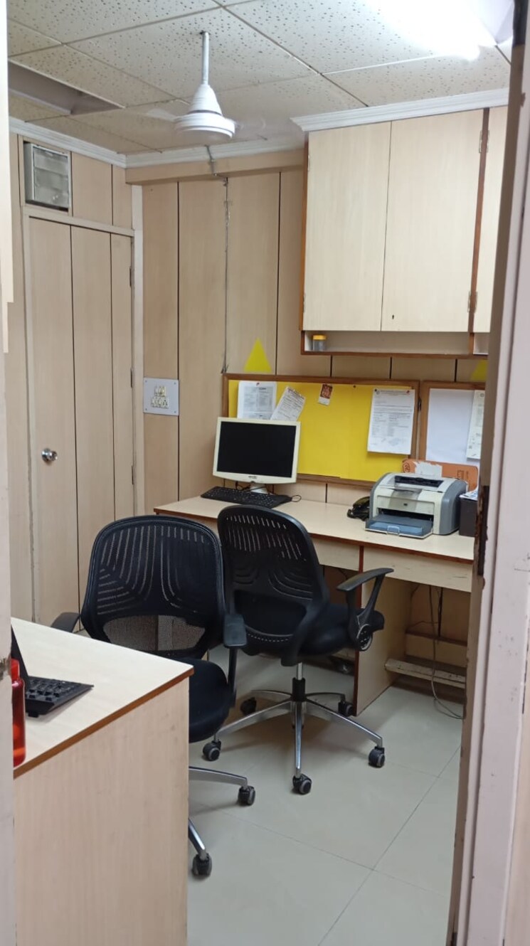 Team Area, nehru place Commercial Office Space 750 Sq.Ft. In Nehru Place Delhi 8835075