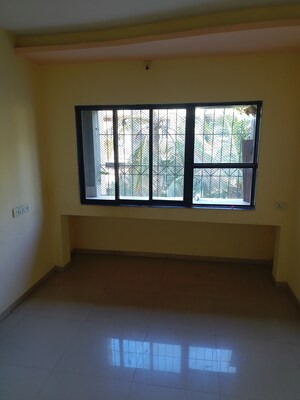 Room in 1 BHK Apartment at Divya Yashwant Park, Nalasopara East – for Sale