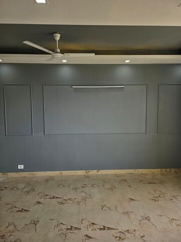 Furnished Amenities in 3 BHK Apartment at AEZ Aloha, Sector 57 – for Rent