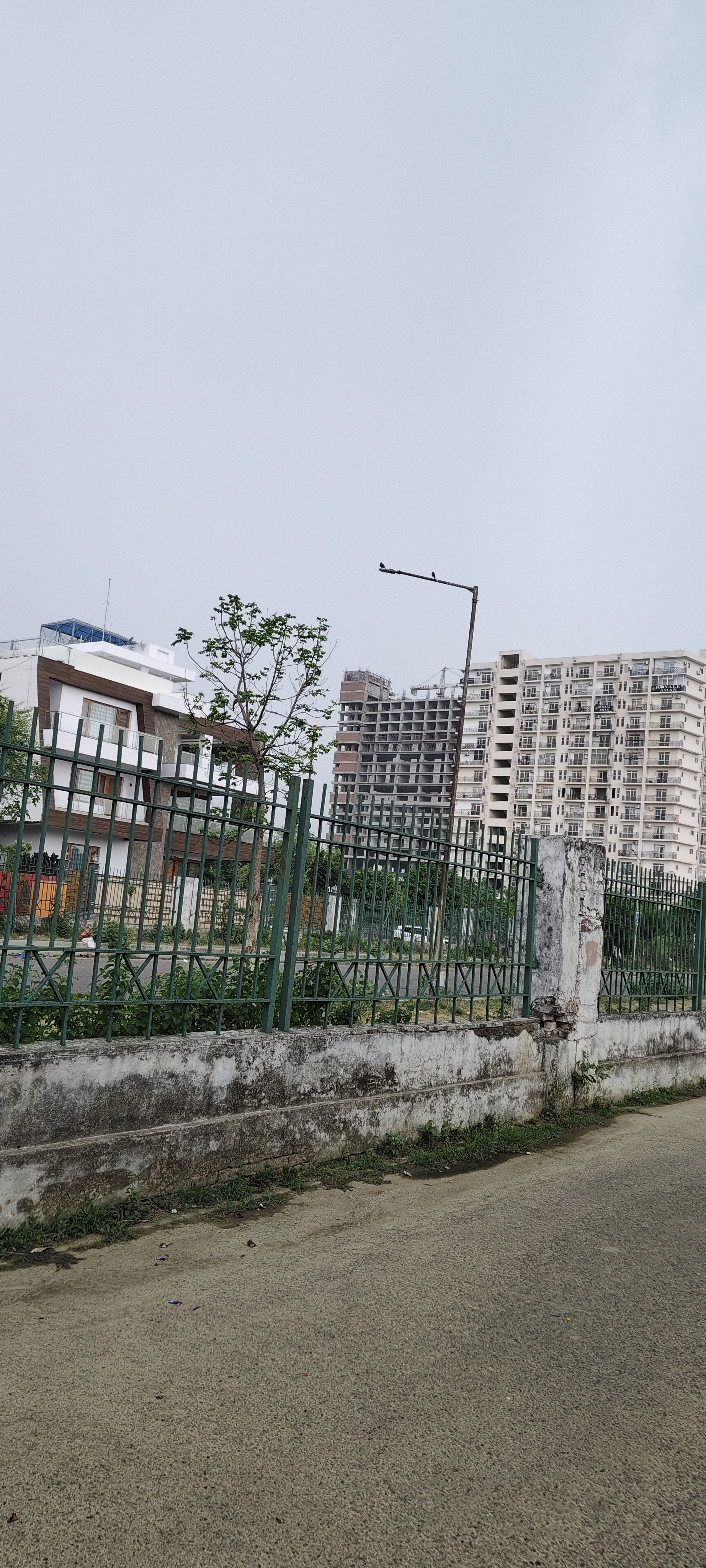 Plot For Sale in Ansal Sushant Golf city