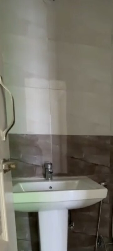 Bathroom in 5 BHK Independent House at RWA Apartments, Sector 31 – for Sale