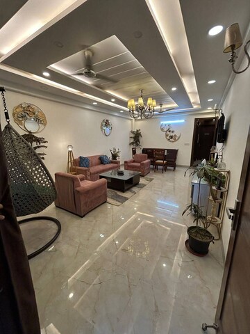 3 BHK Builder Floor For Rent in Saket