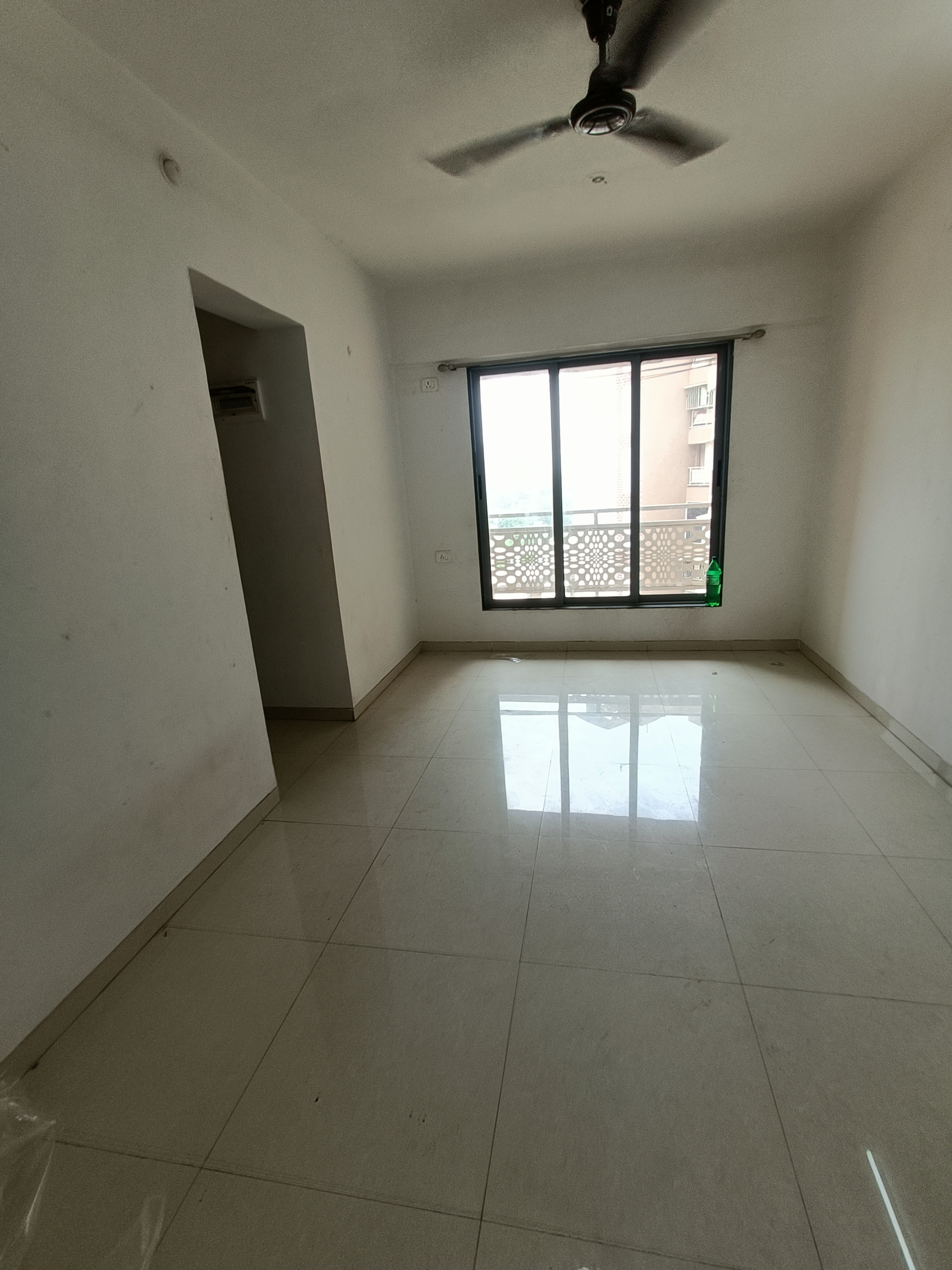 1 BHK Apartment For Rent in Lodha Panacea Phase 2
