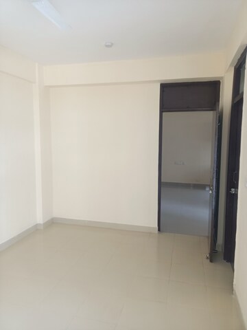 Room in 2 BHK Apartment at Breez Global Heights, Sohna Sector 33 – for Sale
